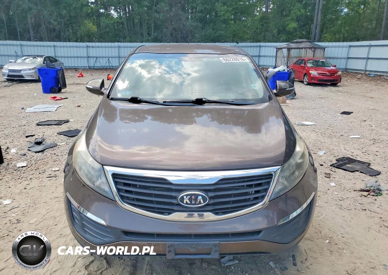 2012 Kia Sportage Lx VIN:KNDPBCA2XC7238539 - 5