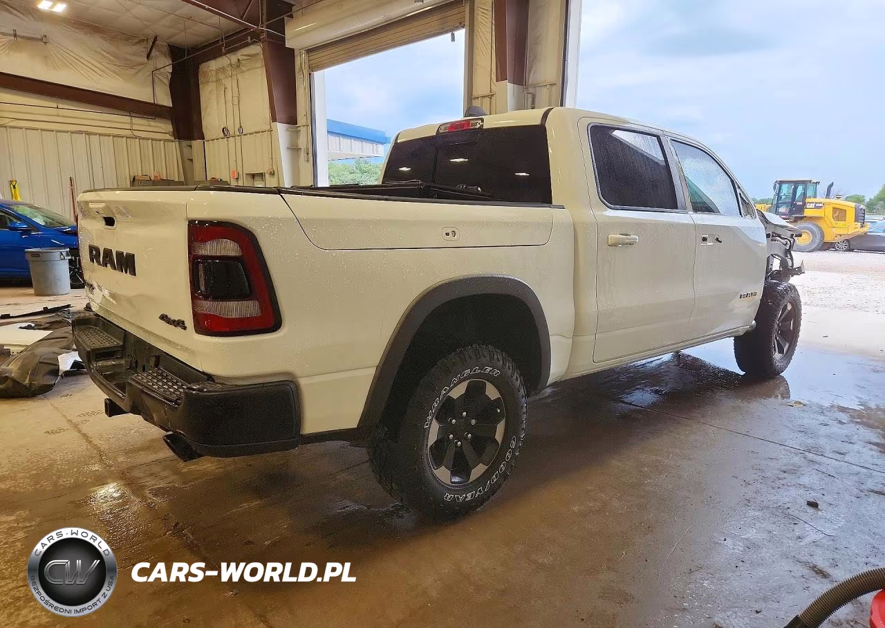 2020 Ram 1500 Rebel VIN:1C6SRFLT2LN117780 - 3