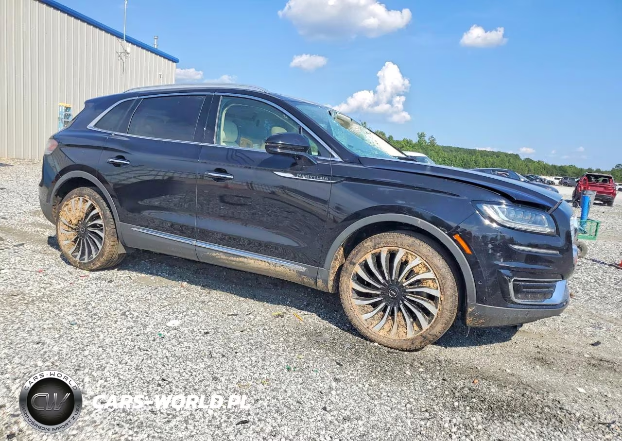 2020 Lincoln Nautilus Black Label VIN:2LMPJ9JP3LBL01070 - 4