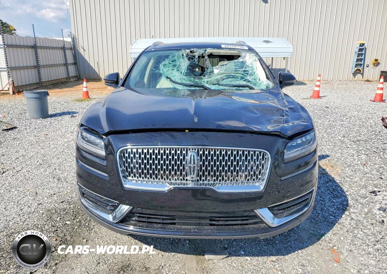 2020 Lincoln Nautilus Black Label VIN:2LMPJ9JP3LBL01070 - 5