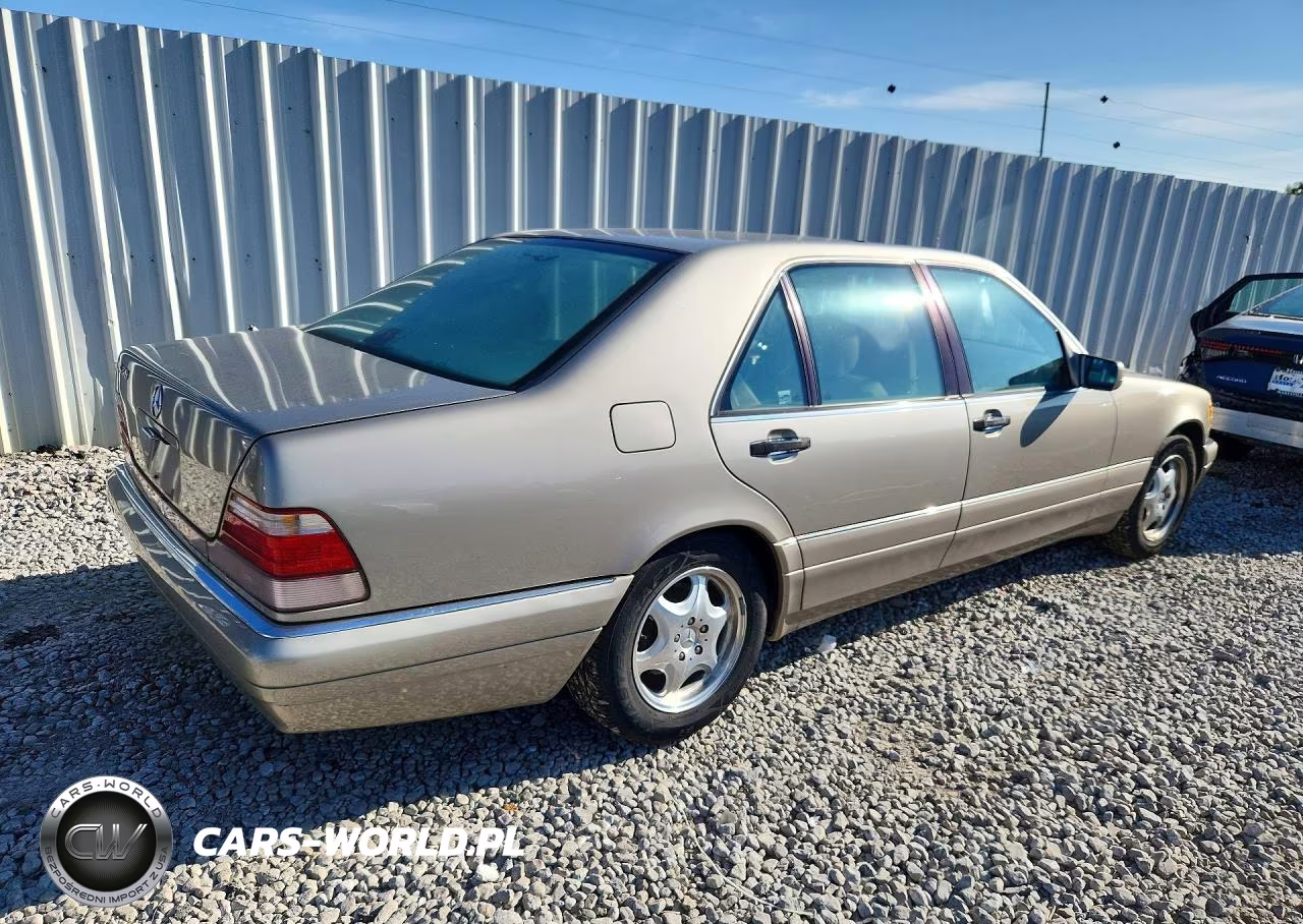 1998 Mercedes-Benz S 320 VIN:WDBGA33G8WA384245 - 3