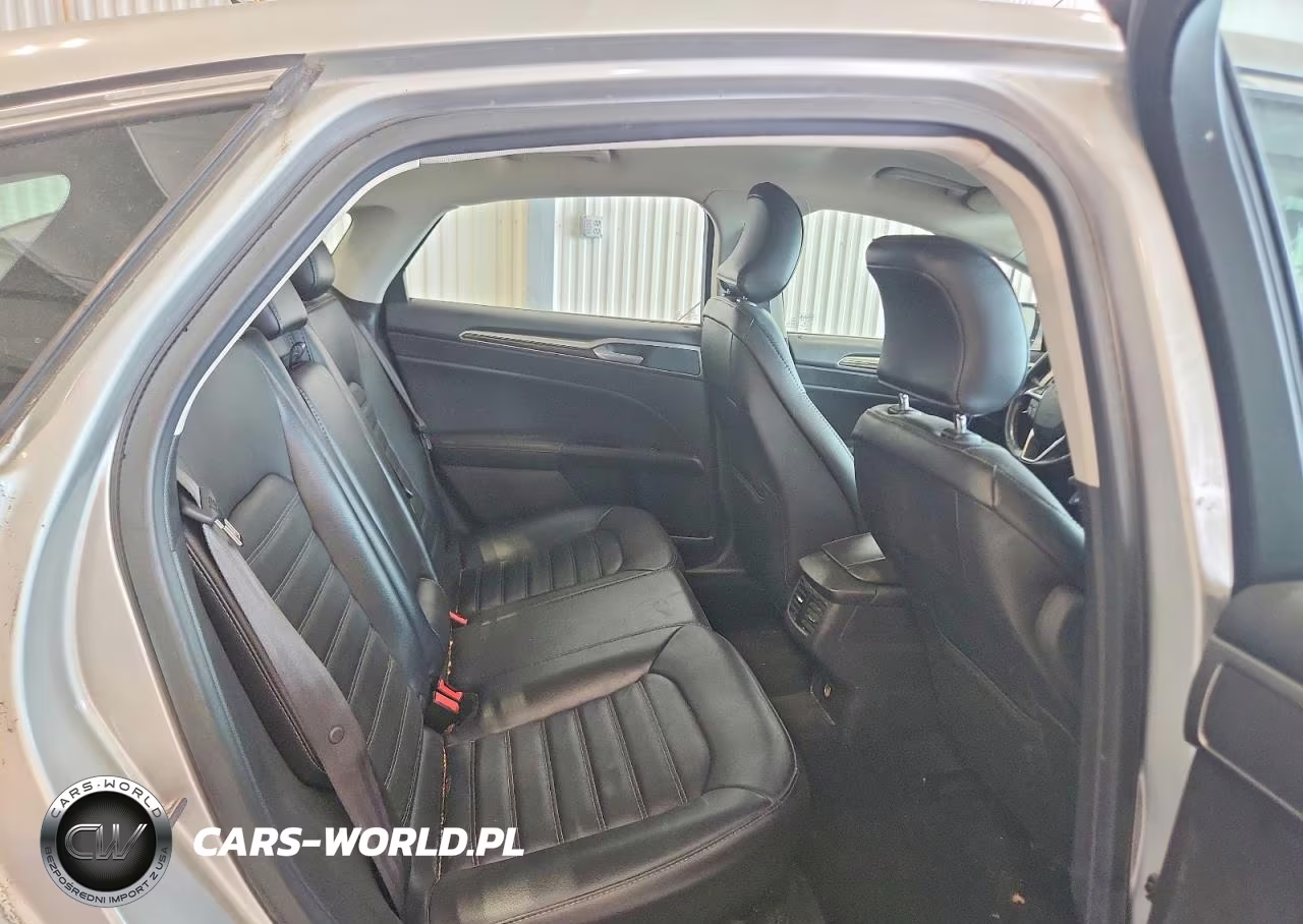 2015 Ford Fusion Se VIN:1FA6P0HD0F5123747 - 10