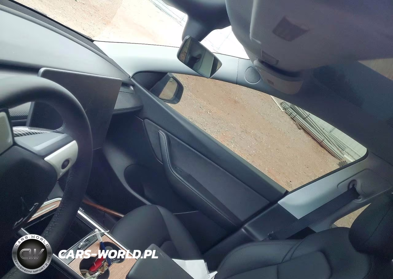 2021 Tesla Model Y VIN:5YJYGDEE4MF185798 - 9