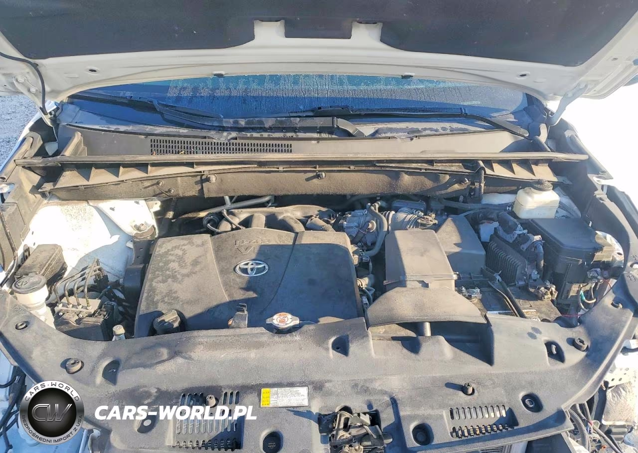 2019 Toyota Highlander Limited Platinum VIN:5TDDZRFH0KS744092 - 12