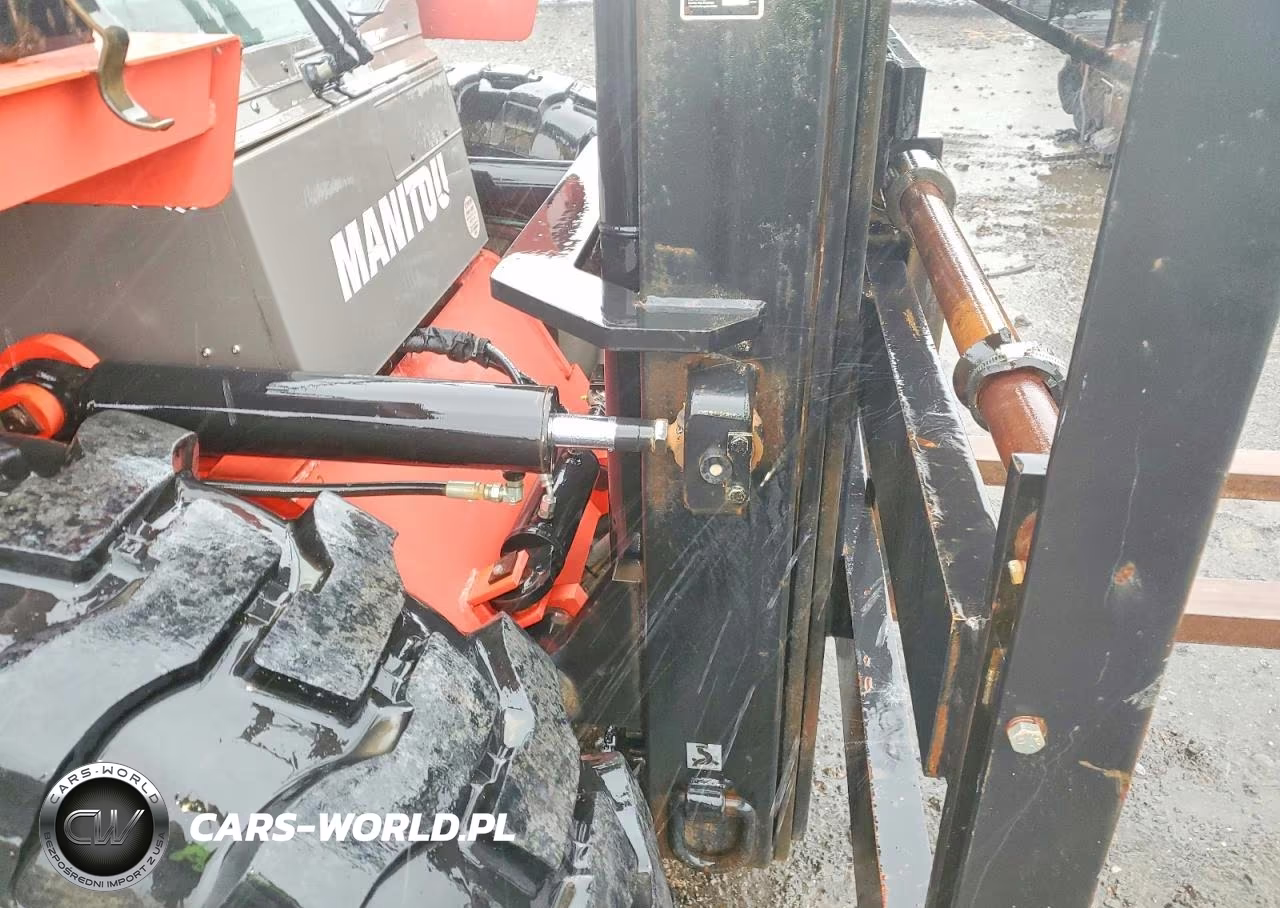 2012 Manitou M40.4 Turbo Forklift VIN:00000000008054208 - 9