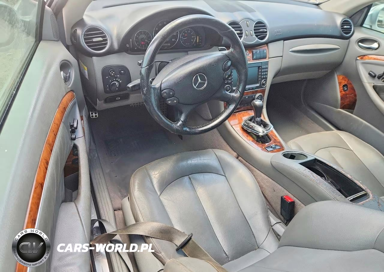 2008 Mercedes-Benz Clk 550 VIN:WDBTK72F88T088709 - 8