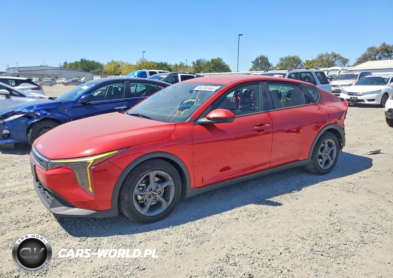 2025 Kia K4 Lxs VIN:3KPFT4DE2SE098523 - 1