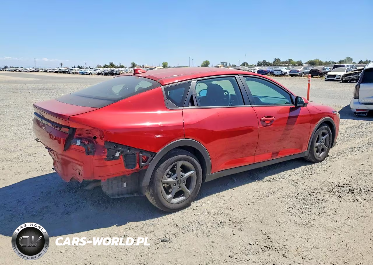 2025 Kia K4 Lxs VIN:3KPFT4DE2SE098523 - 3