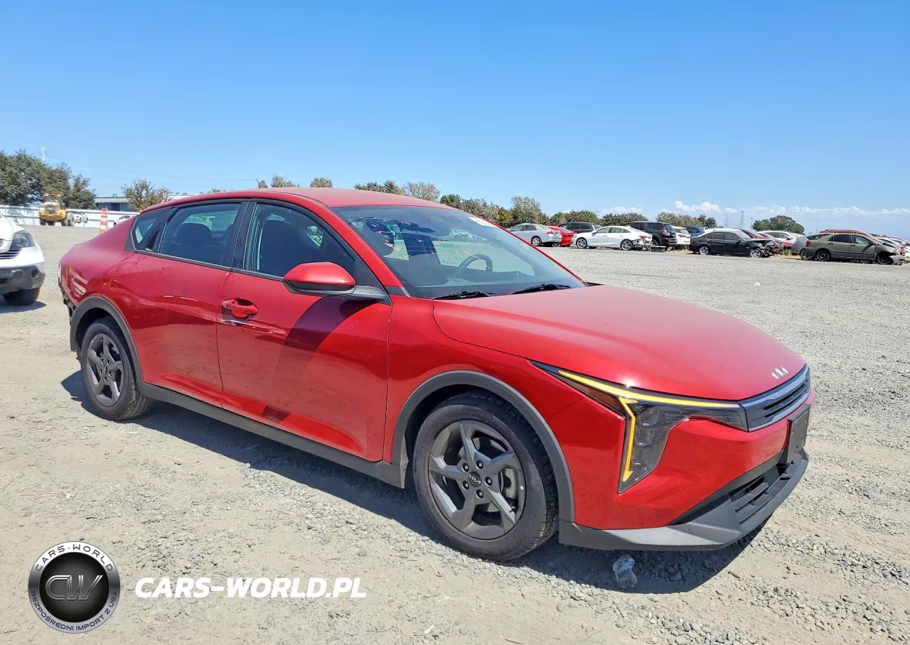 2025 Kia K4 Lxs VIN:3KPFT4DE2SE098523 - 4