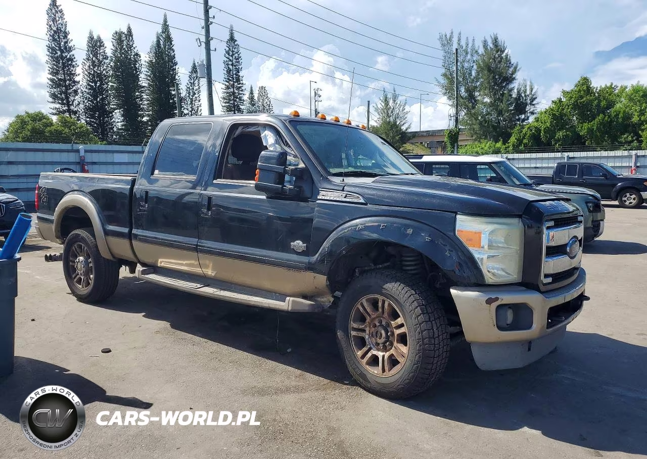 2013 Ford F250 Super Duty VIN:1FT7W2BTXDEB44437 - 4