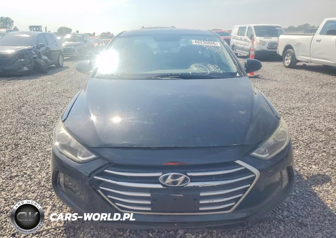 2018 Hyundai Elantra Value Edition VIN:5NPD84LF9JH287621 - 5