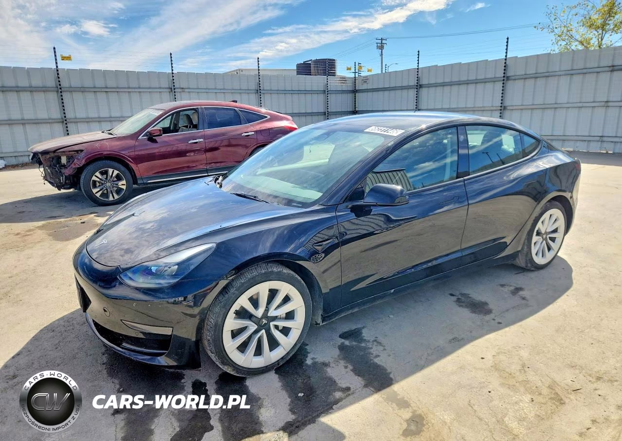2022 Tesla Model 3 – zdjęcie 1 z 12