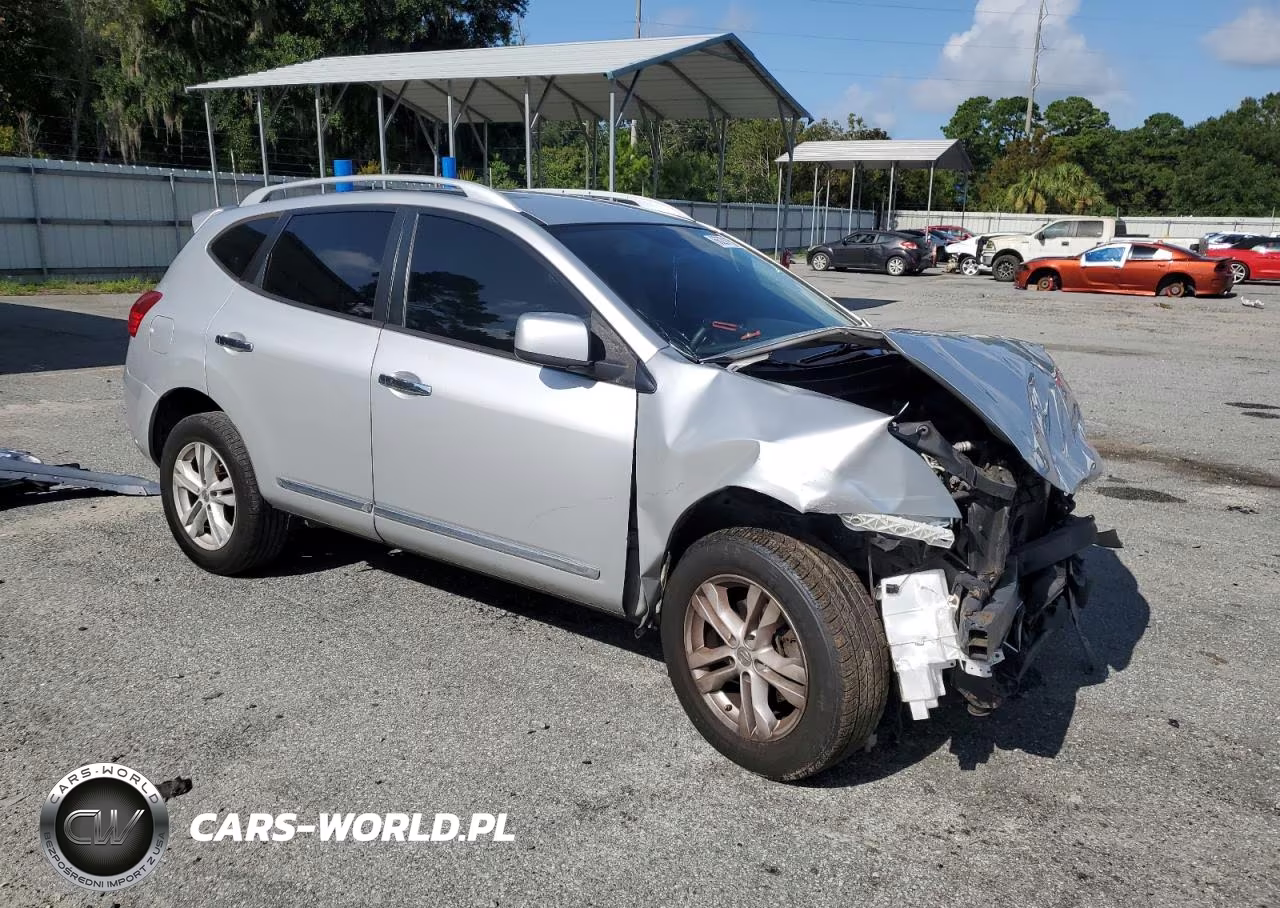 2013 Nissan Rogue S VIN:JN8AS5MV9DW650017 - 4
