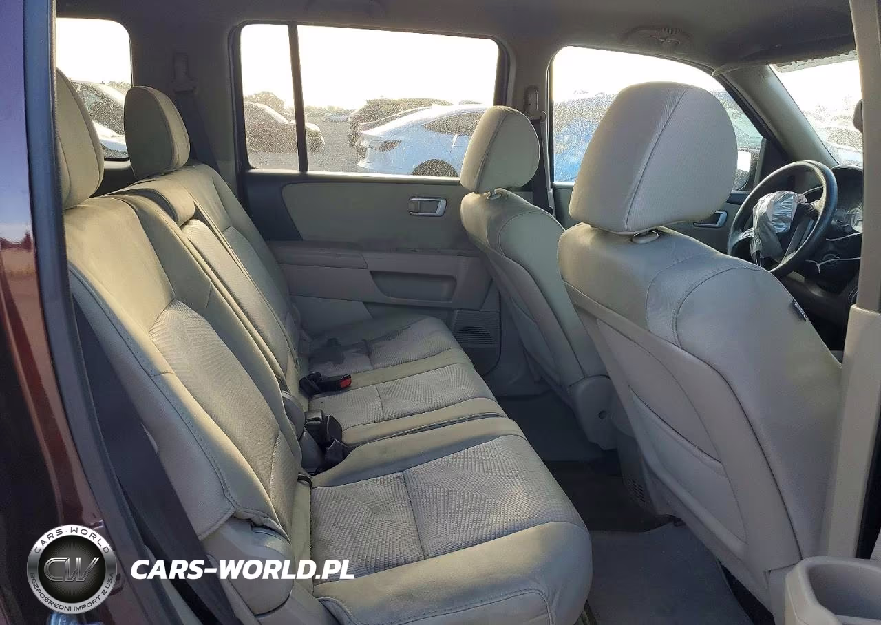 2015 Honda Pilot Lx VIN:5FNYF4H25FB003386 - 10