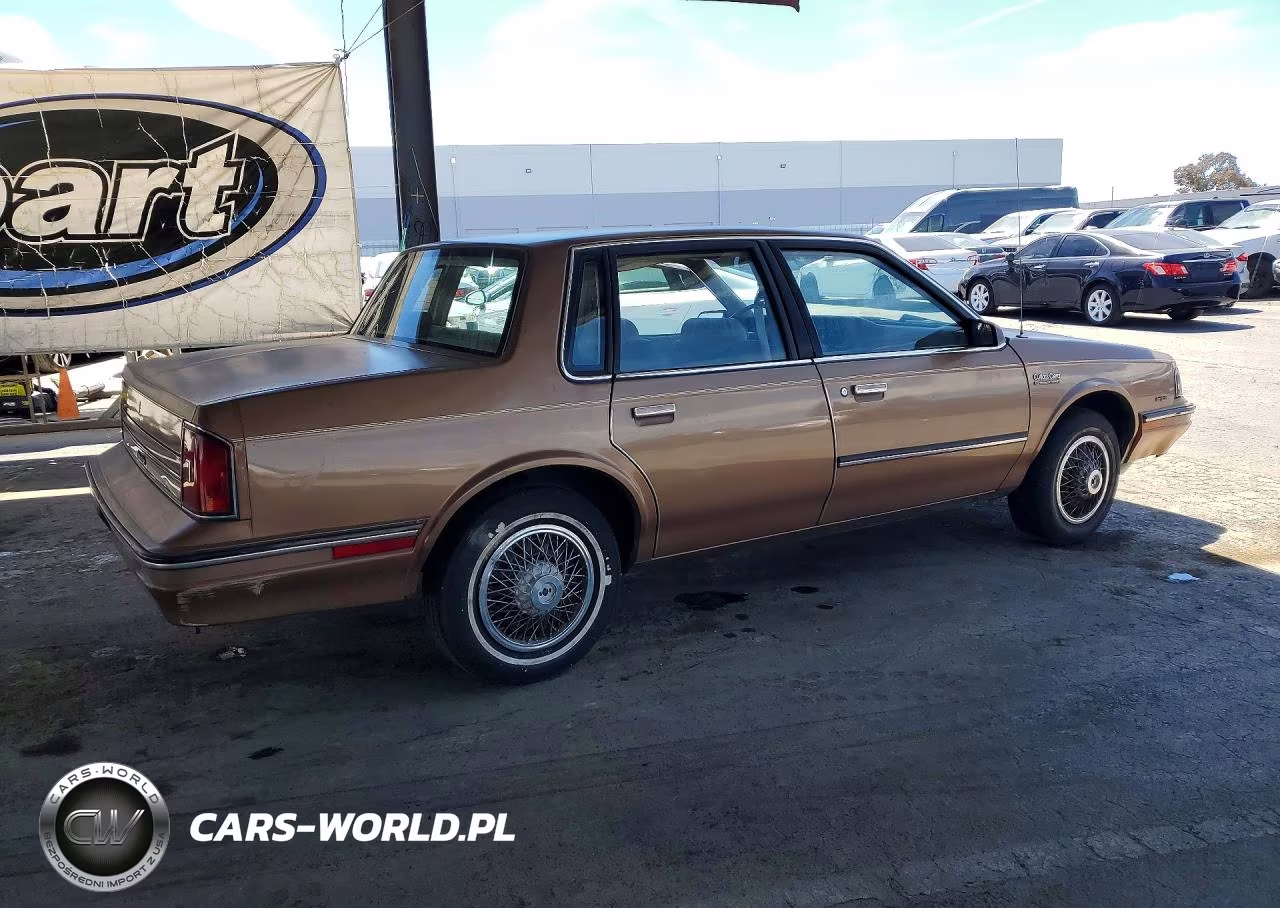 1986 Oldsmobile Cutlass Ciera VIN:1G3AJ19W4GD328703 - 3