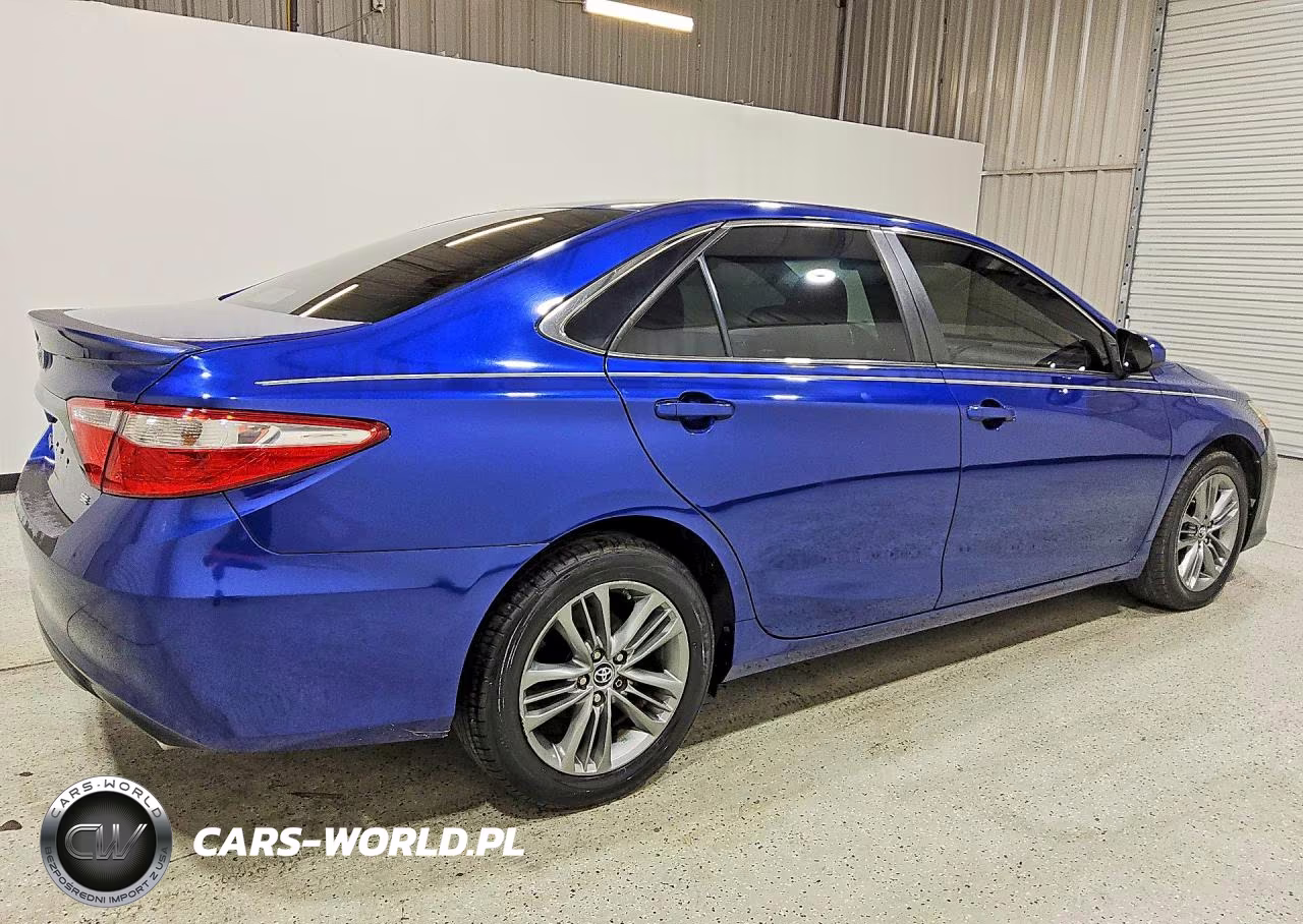 2015 Toyota Camry Se VIN:4T1BF1FK1FU885781 - 3