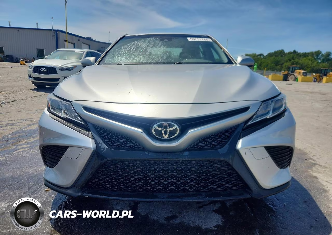 2018 Toyota Camry Se VIN:JTNB11HK4J3043575 - 5
