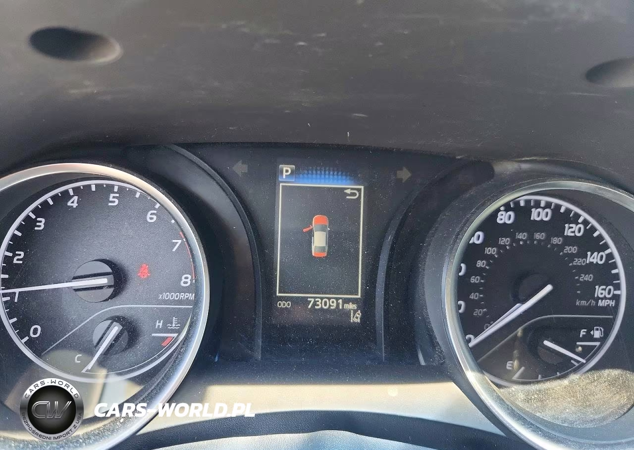 2018 Toyota Camry Se VIN:JTNB11HK4J3043575 - 9