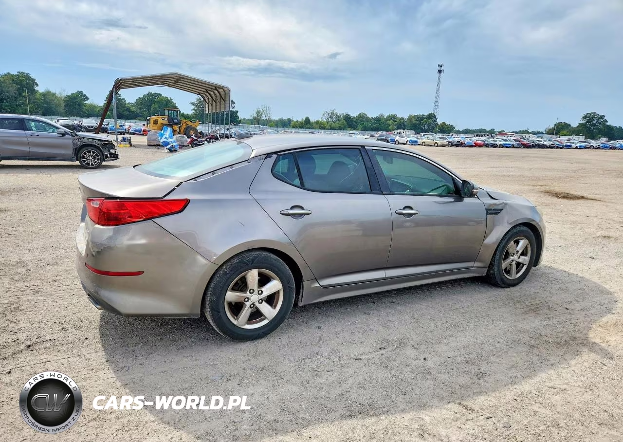 2015 Kia Optima Lx VIN:5XXGM4A70FG371382 - 3
