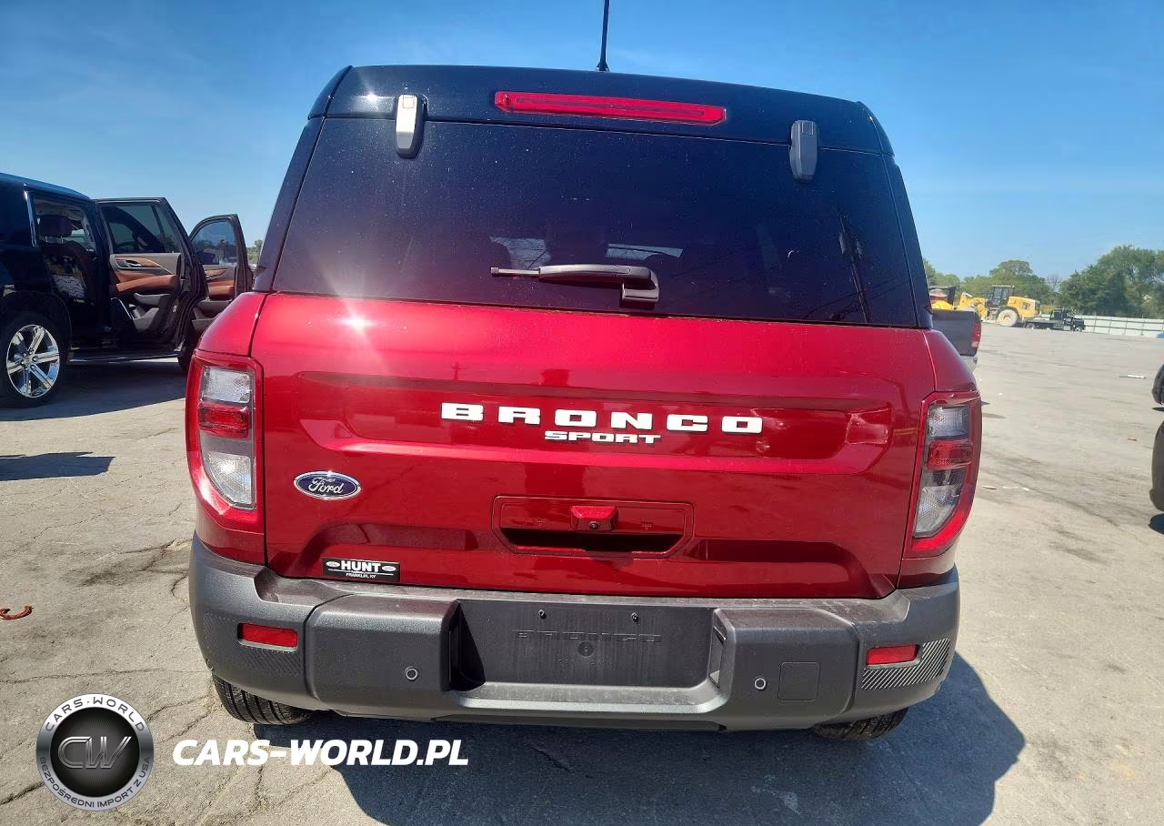 2025 Ford Bronco Sport Outer Banks VIN:3FMCR9CN5SRF48721 - 6