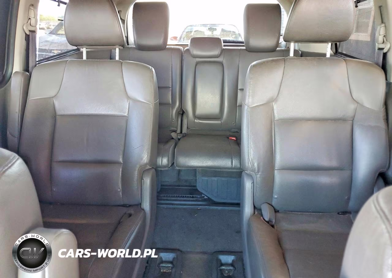 2011 Honda Odyssey Touring VIN:5FNRL5H96BB026444 - 10