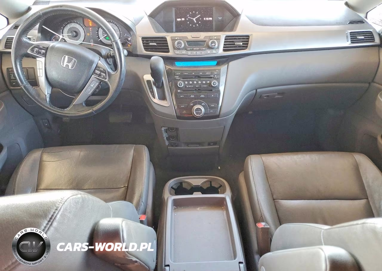 2011 Honda Odyssey Touring VIN:5FNRL5H96BB026444 - 8