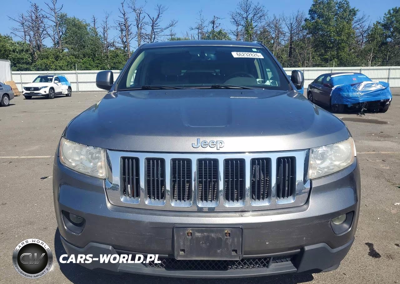 2013 Jeep Grand Cherokee Laredo VIN:1C4RJFAG6DC607446 - 5