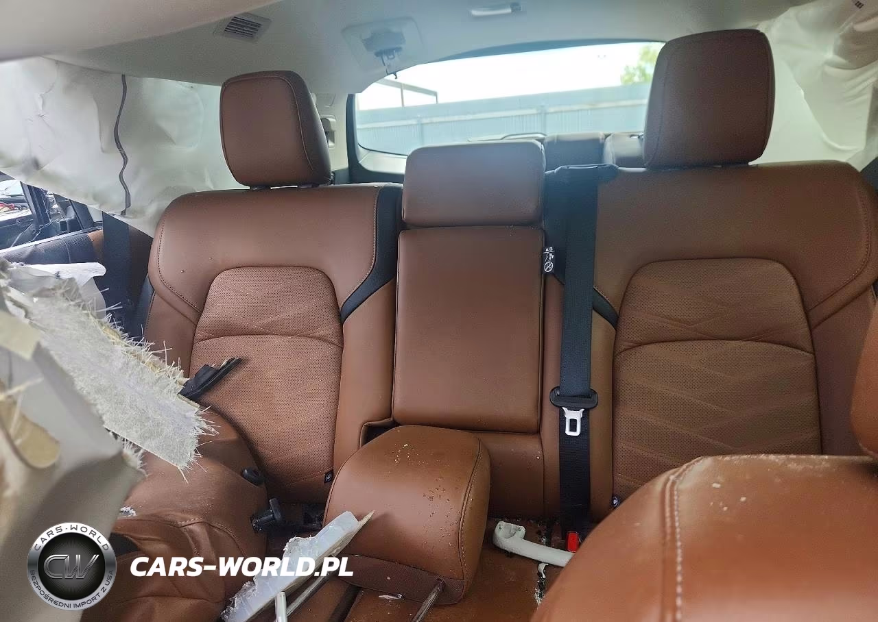 2025 Nissan Pathfinder Platinum VIN:5N1DR3DJXSC212560 - 10