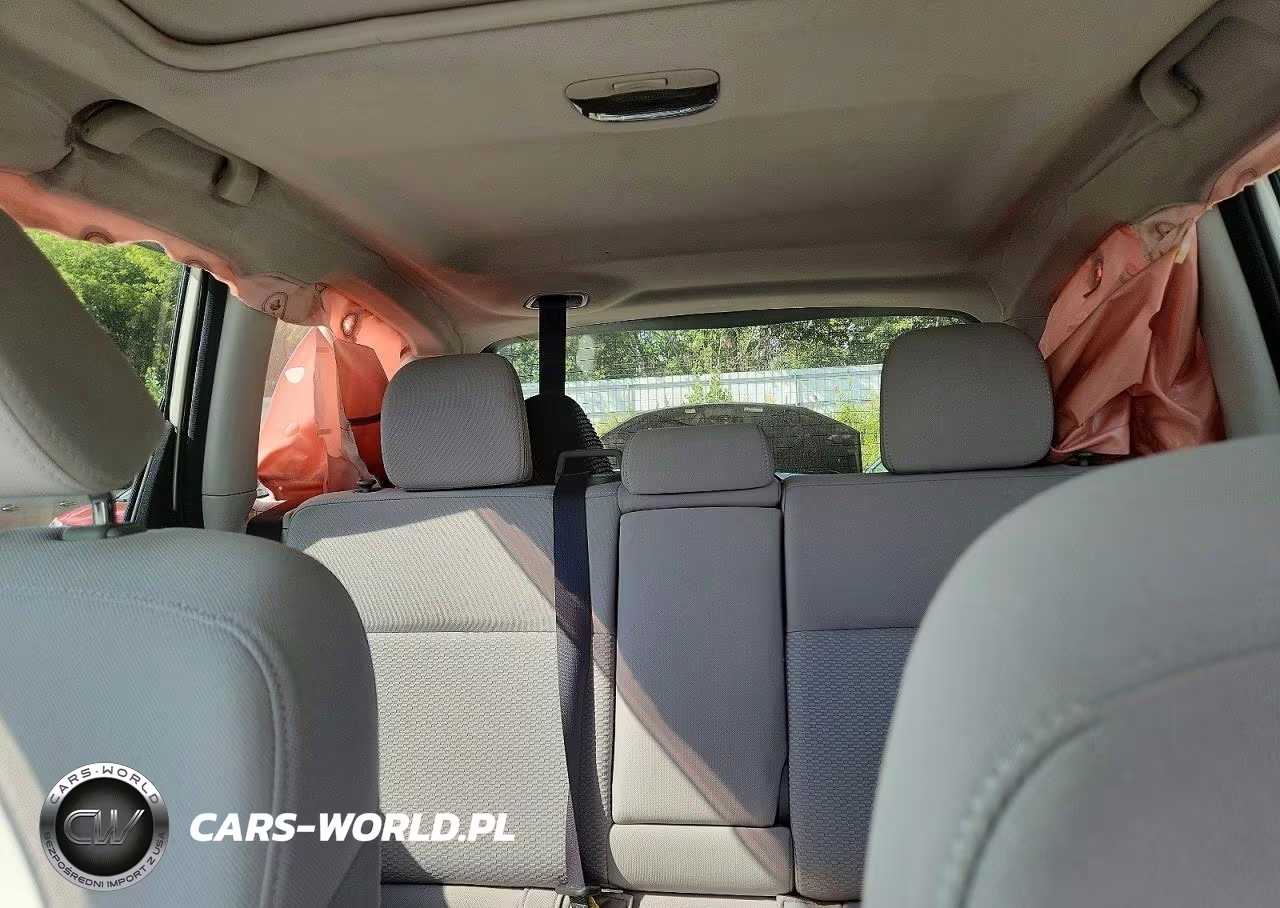 2015 Subaru Forester 2.5I Premium VIN:JF2SJAGC6FH526558 - 10