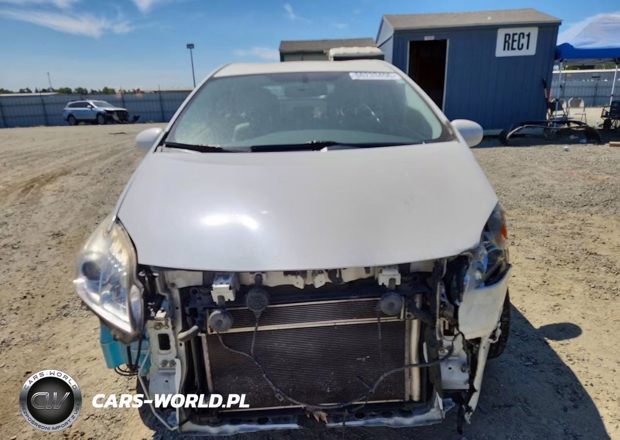 2015 Toyota Prius Four VIN:JTDKN3DU5F0410343 - 5