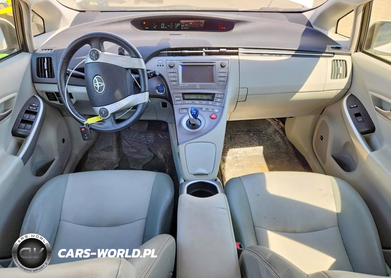 2015 Toyota Prius Four VIN:JTDKN3DU5F0410343 - 8