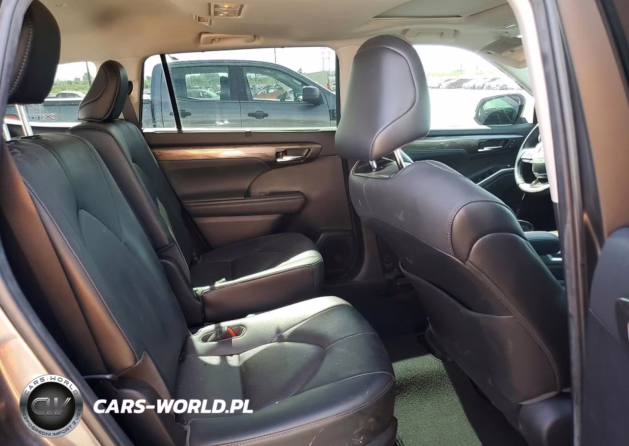 2021 Toyota Highlander Hybrid Limited VIN:5TDXBRCH6MS522441 - 10