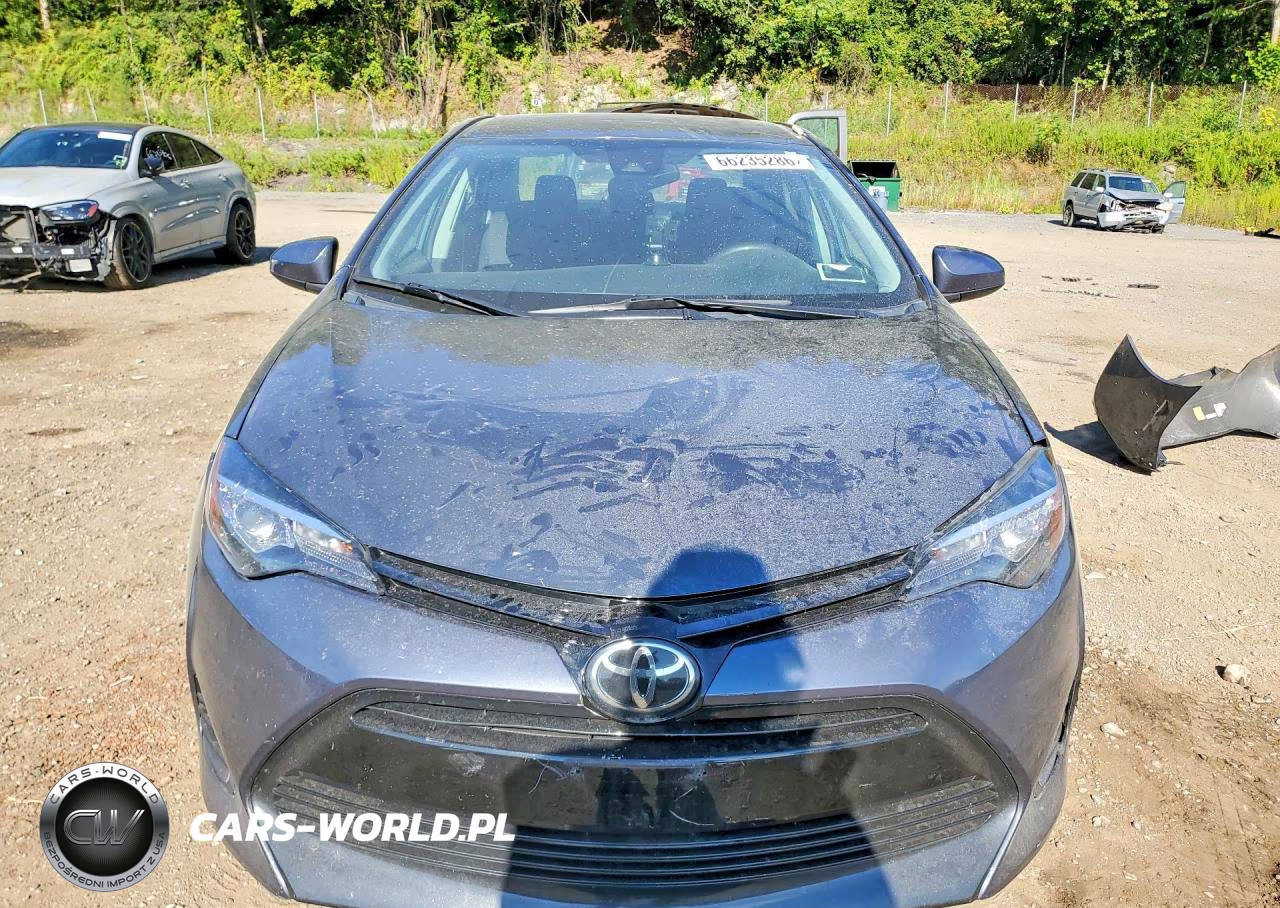 2017 Toyota Corolla Le VIN:2T1BURHE8HC894137 - 5