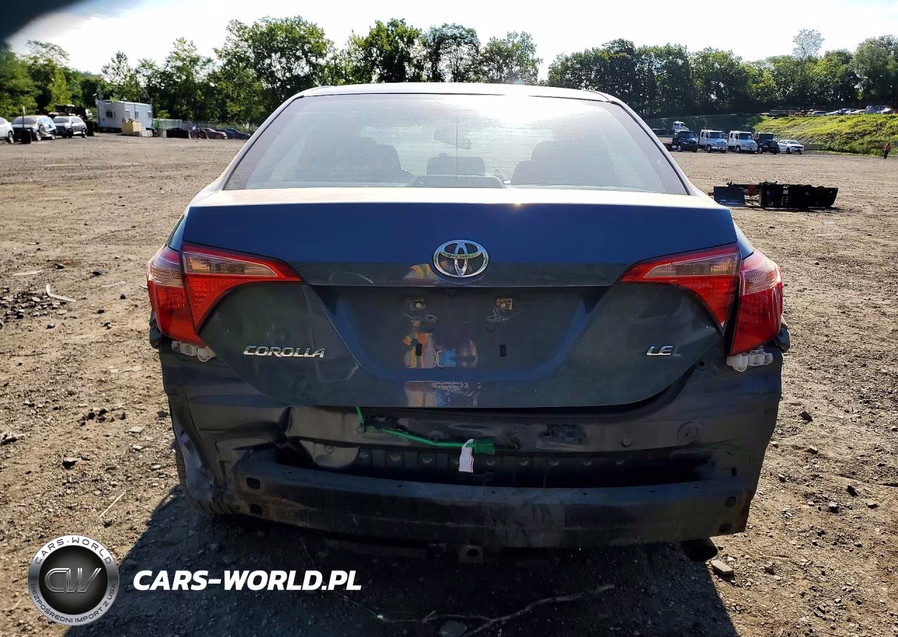 2017 Toyota Corolla Le VIN:2T1BURHE8HC894137 - 6