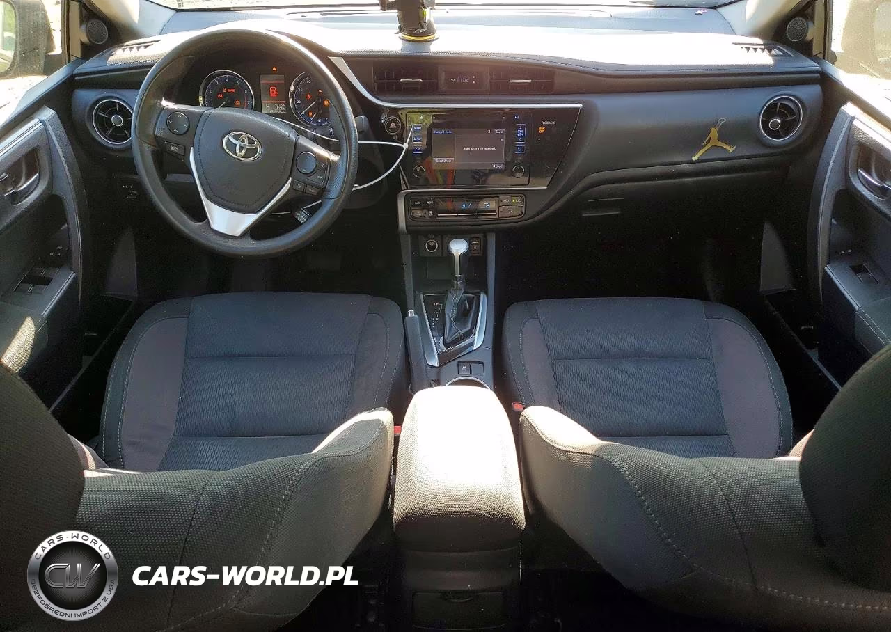 2017 Toyota Corolla Le VIN:2T1BURHE8HC894137 - 8