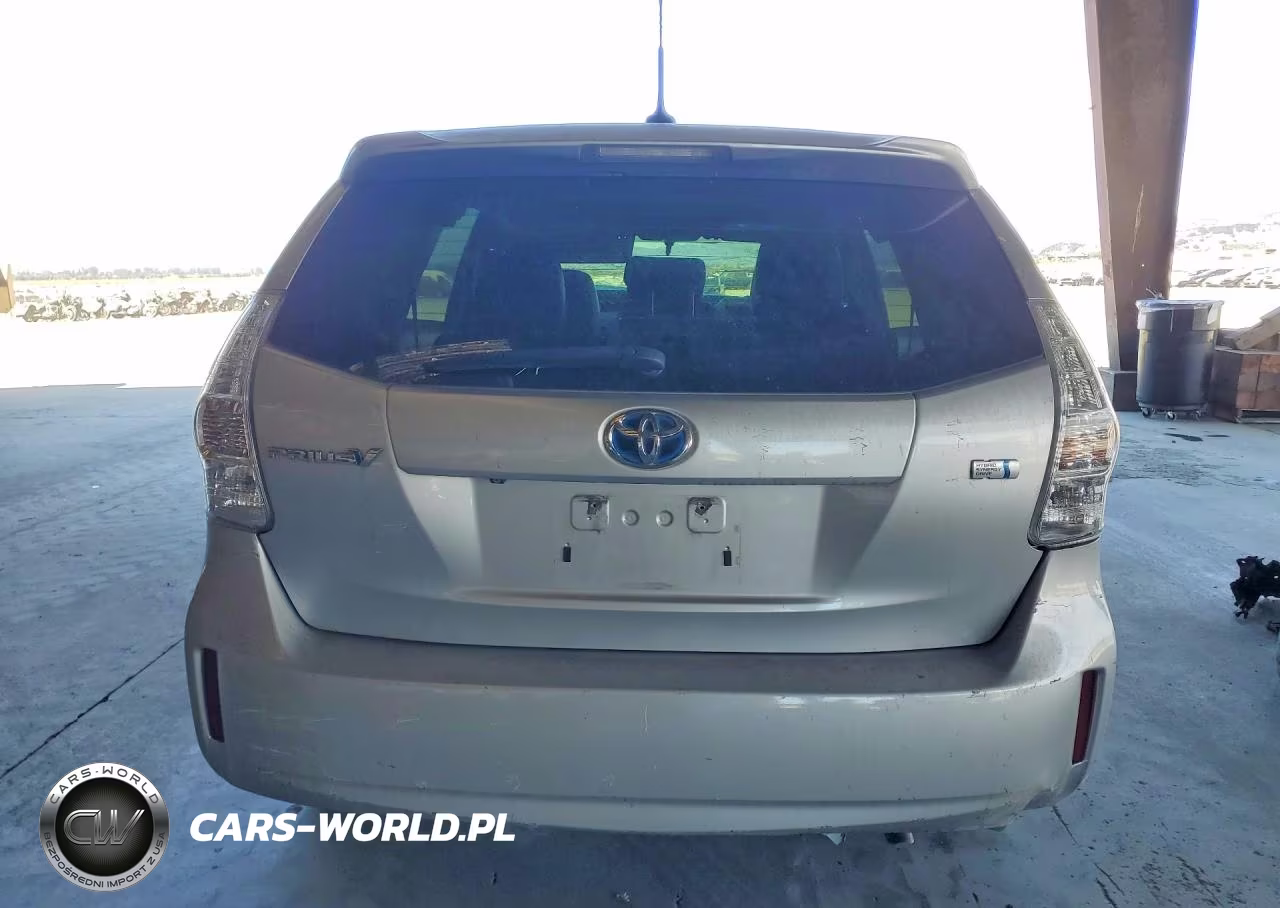 2012 Toyota Prius V Three VIN:JTDZN3EUXC3129971 - 6