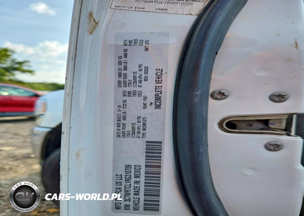 2024 Ram 3500 VIN:3C7WRTCL1RG310709 - 12