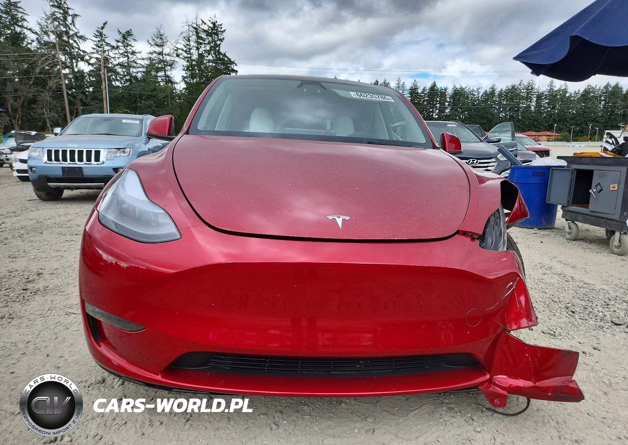 2024 Tesla Model Y VIN:7SAYGAEE2RF006716 - 5