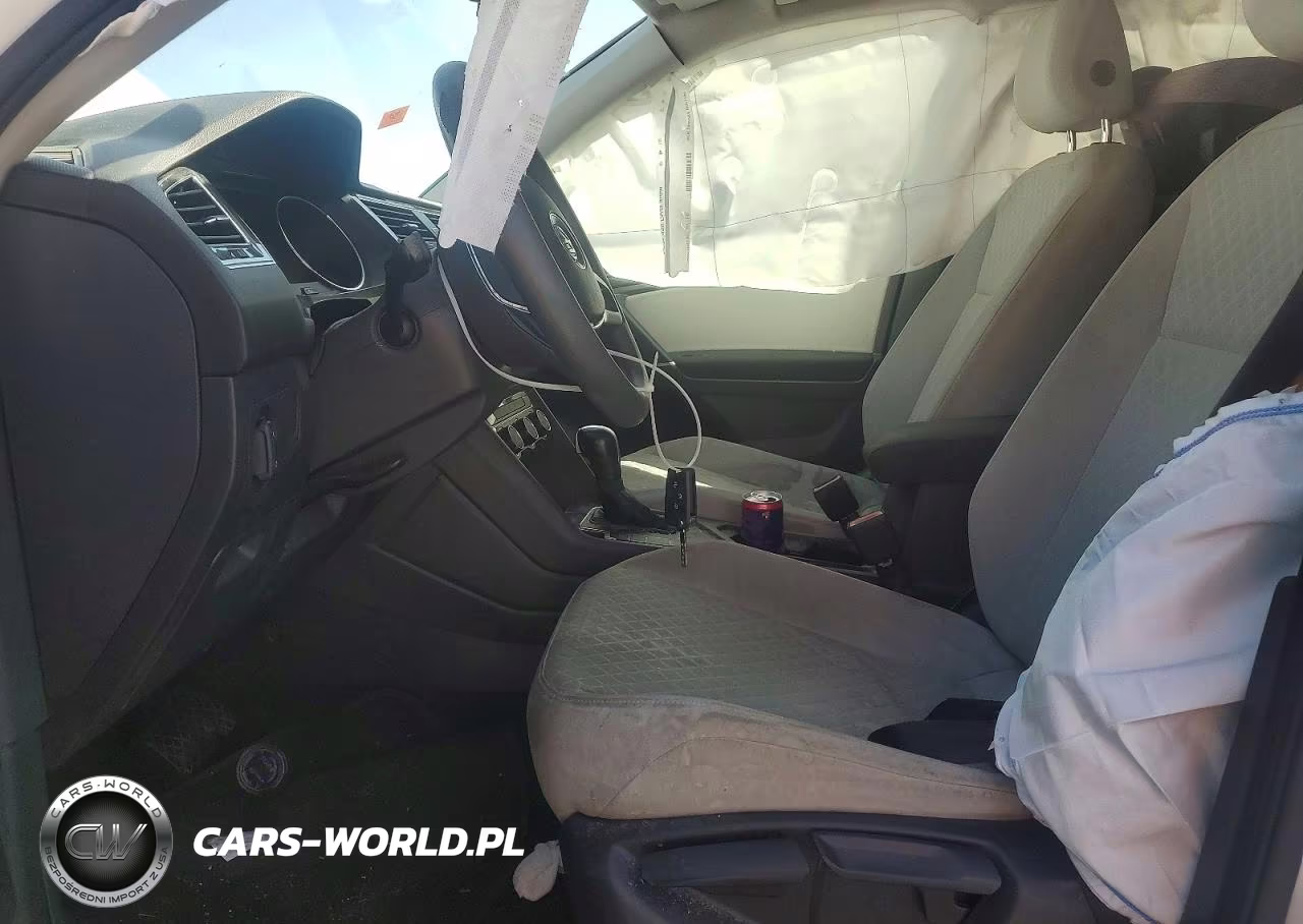 2018 Volkswagen Tiguan S VIN:3VV1B7AX7JM154689 - 7