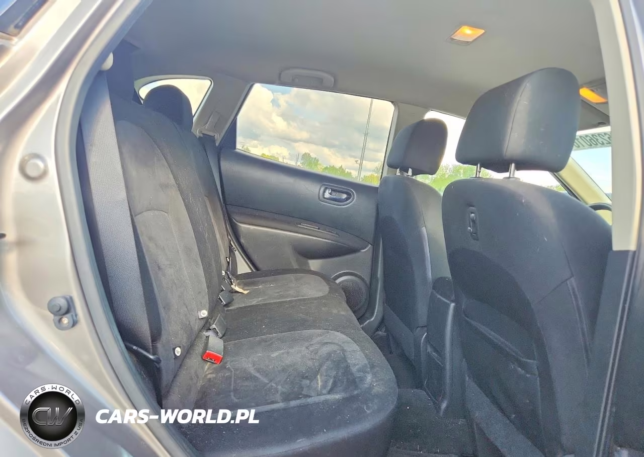 2010 Nissan Rogue S VIN:JN8AS5MV1AW605469 - 11