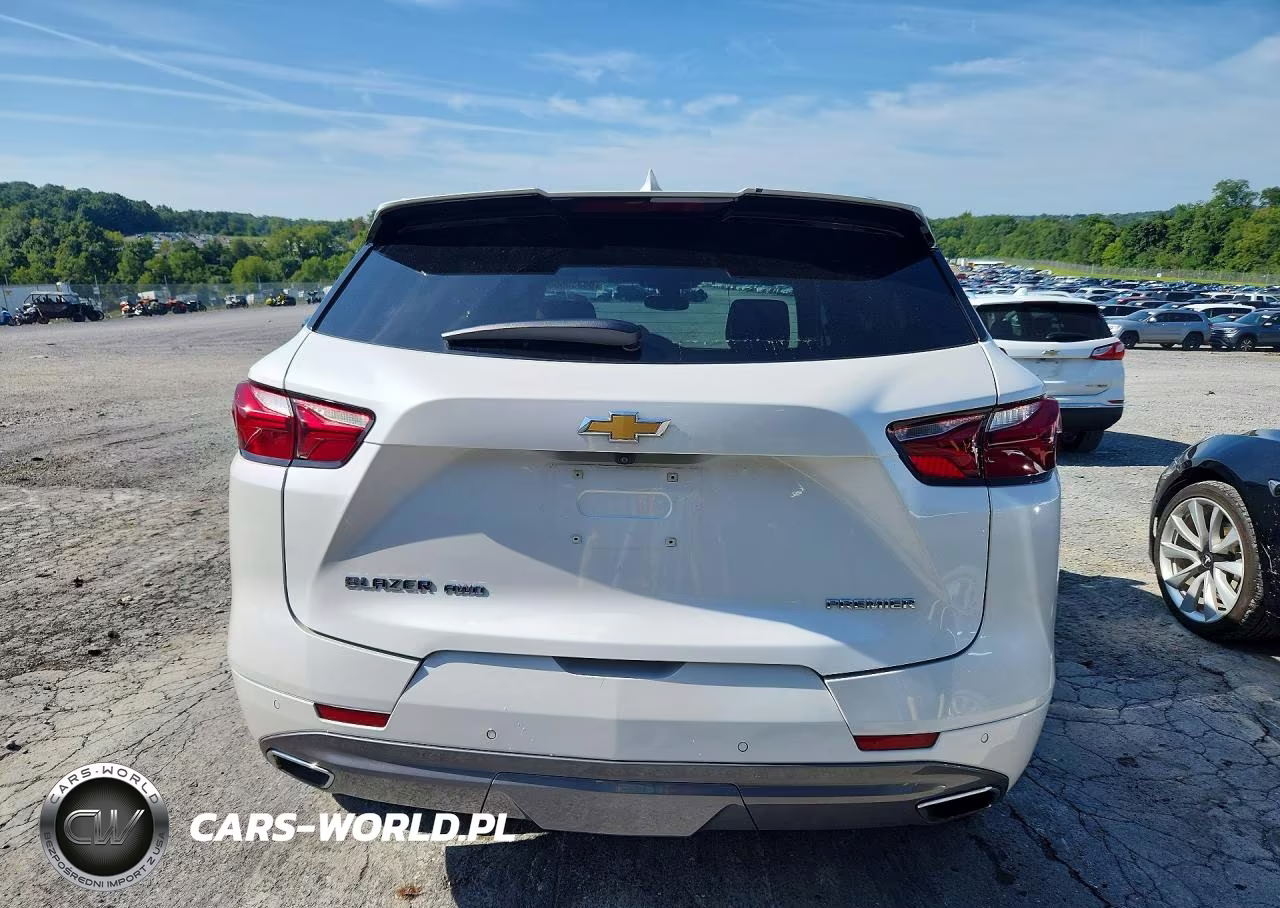 2021 Chevrolet Blazer Premier VIN:3GNKBLRS7MS549984 - 6