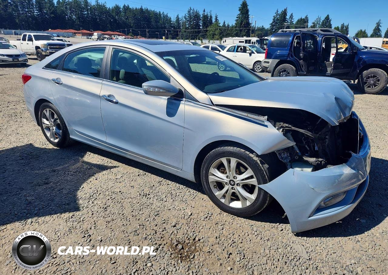 2011 Hyundai Sonata Limited VIN:5NPEC4AC2BH136228 - 4