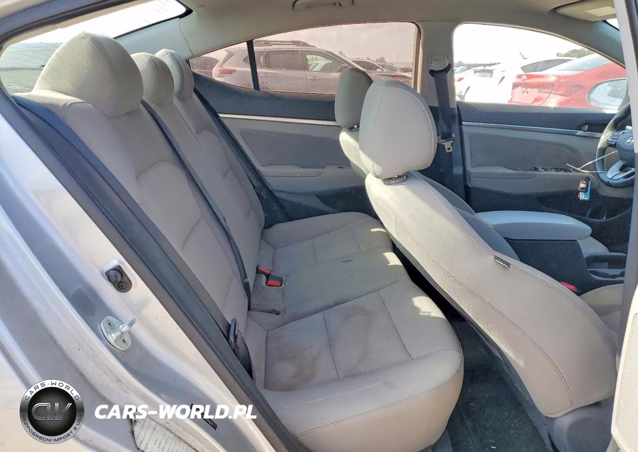 2020 Hyundai Elantra Sel VIN:5NPD84LF0LH586000 - 10