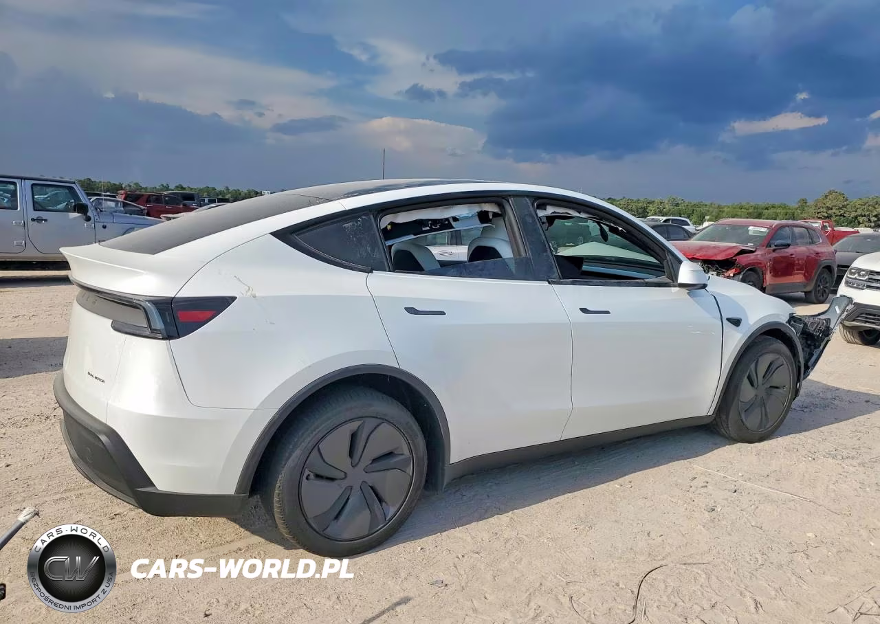 2026 Tesla Model Y VIN:7SAYGDEE1TA688090 - 3