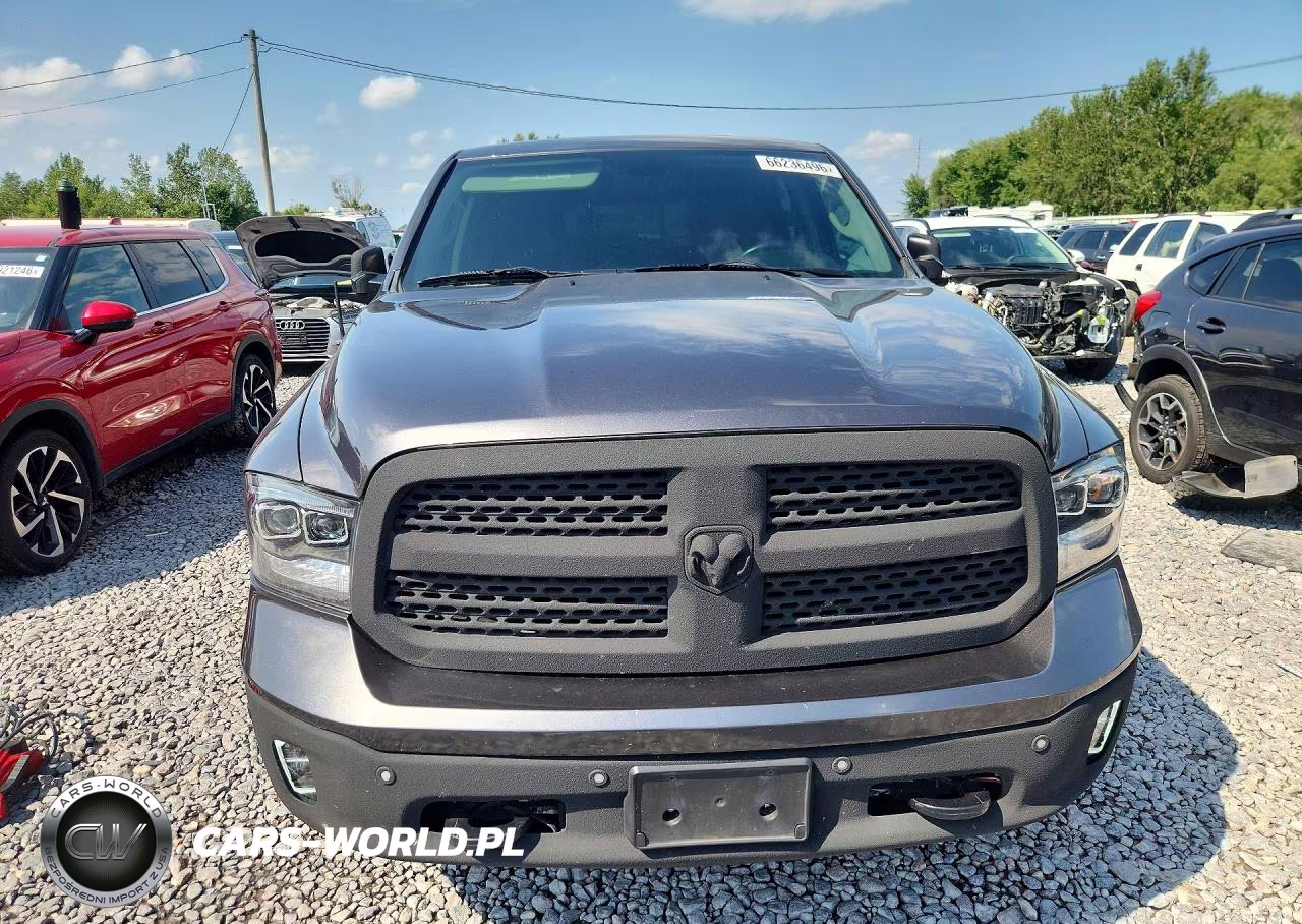 2016 Ram 1500 Laramie VIN:1C6RR7NM3GS110919 - 5