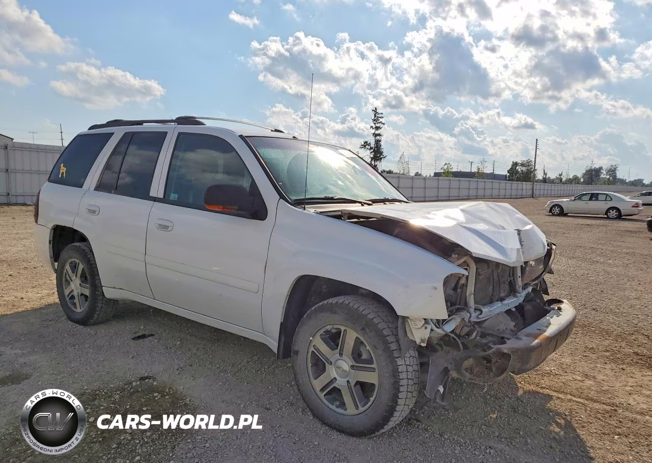 2007 Chevrolet Trailblazer Ls VIN:1GNDT13S572239190 - 4