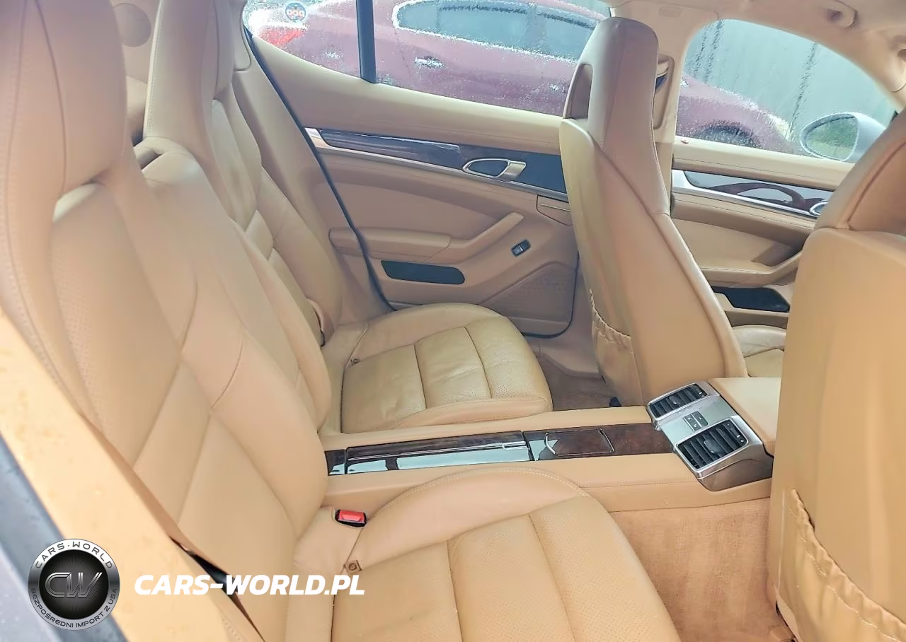 2010 Porsche Panamera Turbo VIN:WP0AC2A74AL091972 - 10