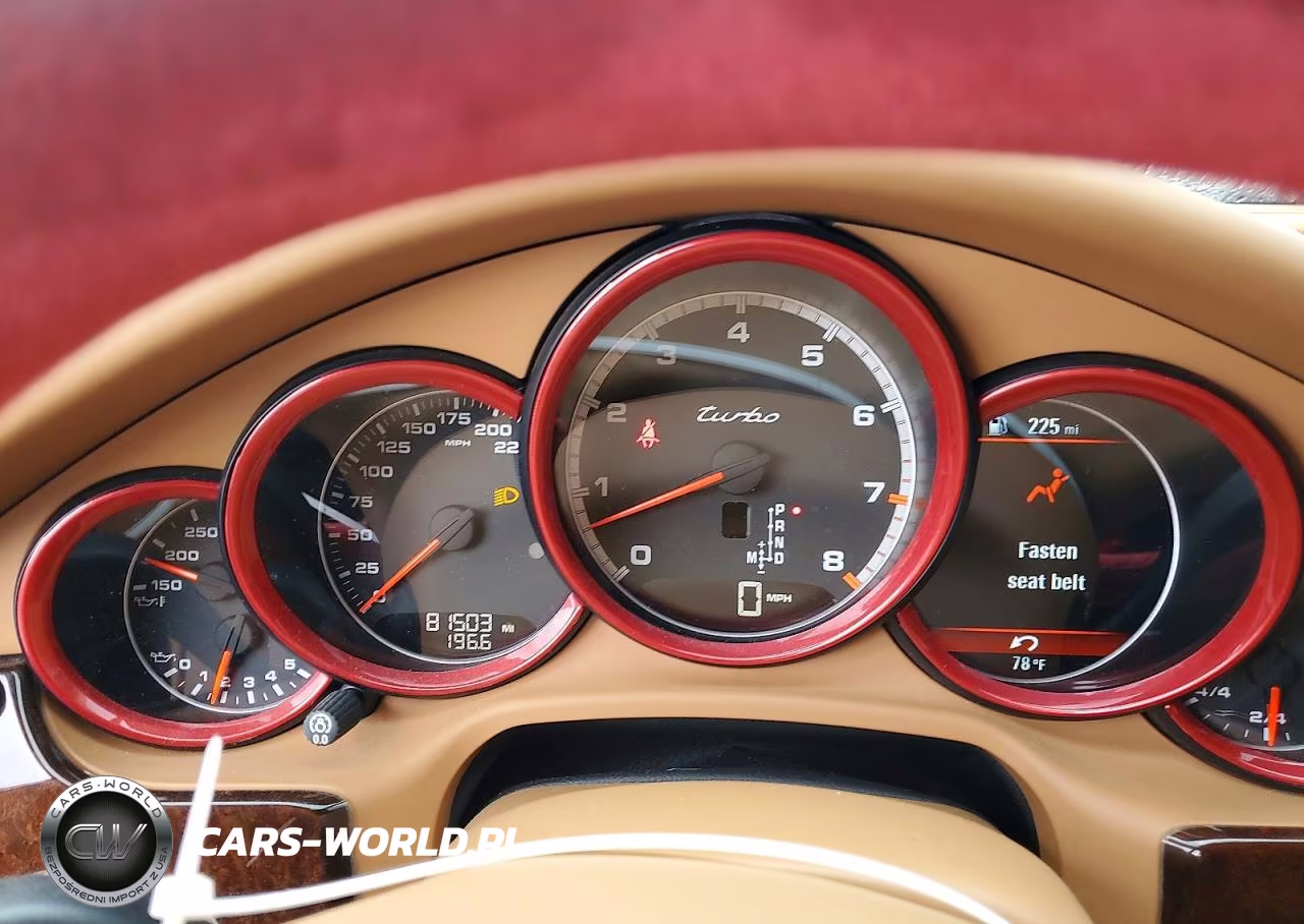 2010 Porsche Panamera Turbo VIN:WP0AC2A74AL091972 - 9