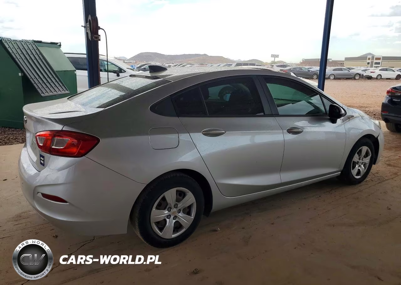 2017 Chevrolet Cruze Ls VIN:1G1BC5SM2H7272509 - 3