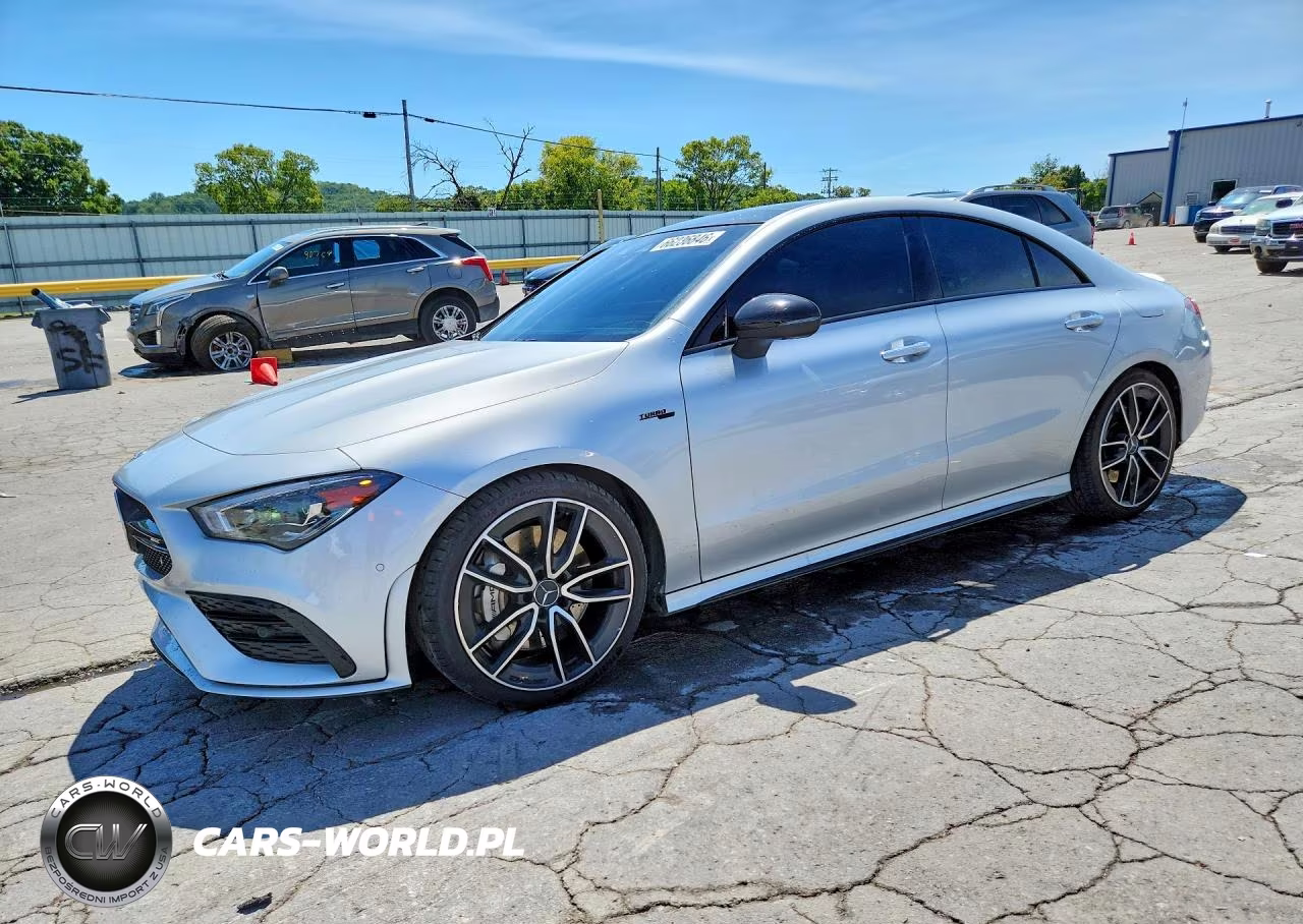 2022 Mercedes-Benz Cla Amg 35 4Matic – zdjęcie 1 z 12